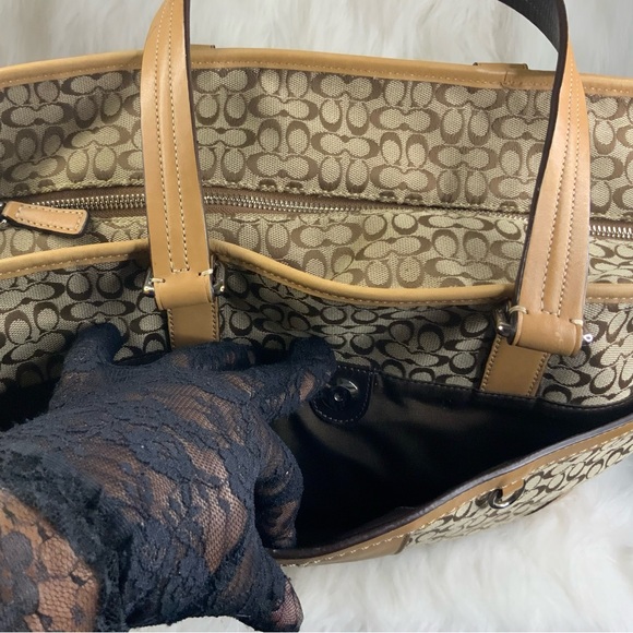 Coach Khaki Signature Multi-functional Tote bag (EUC) - Picture 5 of 17